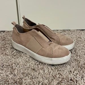 Steve Madden Slip on Shoes size 8.5